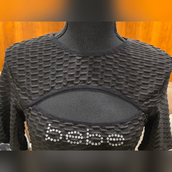 Bebe Black Textured Tee Rhinestone Logo - Picture 5 of 5